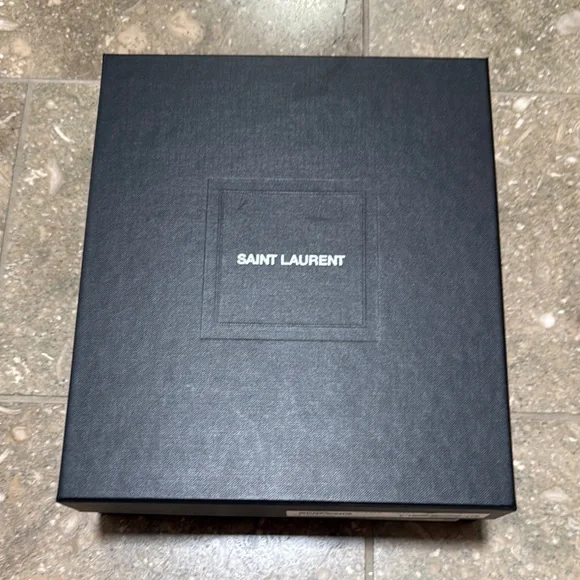 YSL Lou Mini Grain de Poudre Camera Bag - Picture 6 of 15